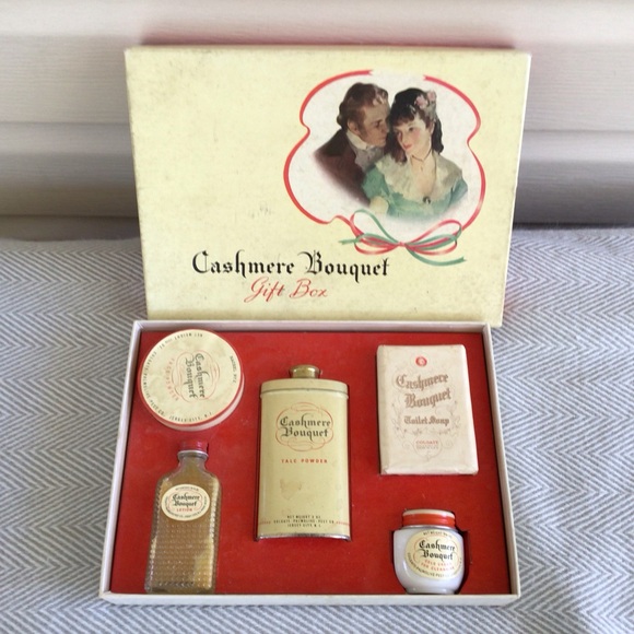 VINTAGE CASHMERE BOUQUET GIFT BOX ALL ITEMS IN SIDE 1960’s - Picture 2 of 3